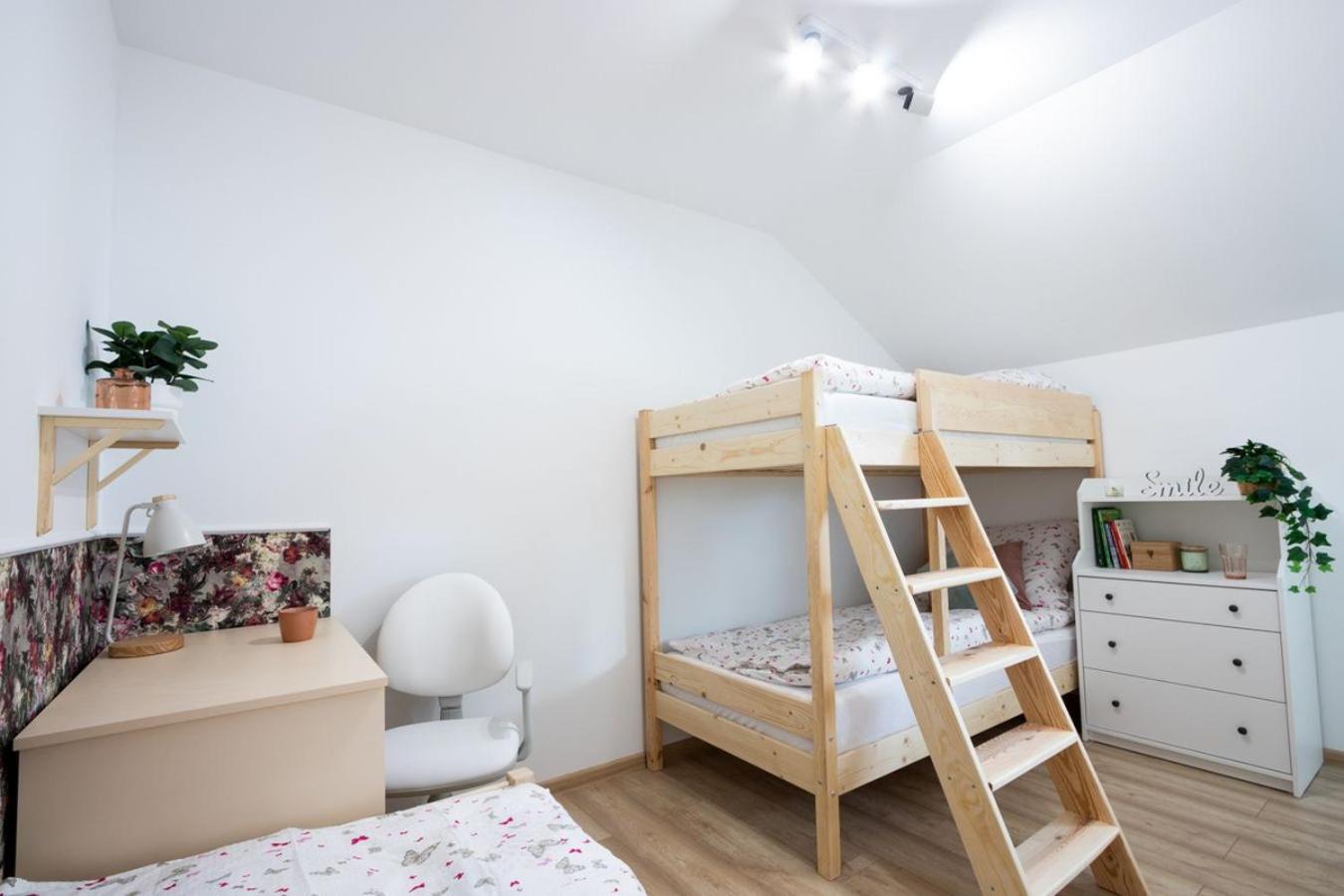 Apartamenty Gorki Male Tuszyn Luaran gambar
